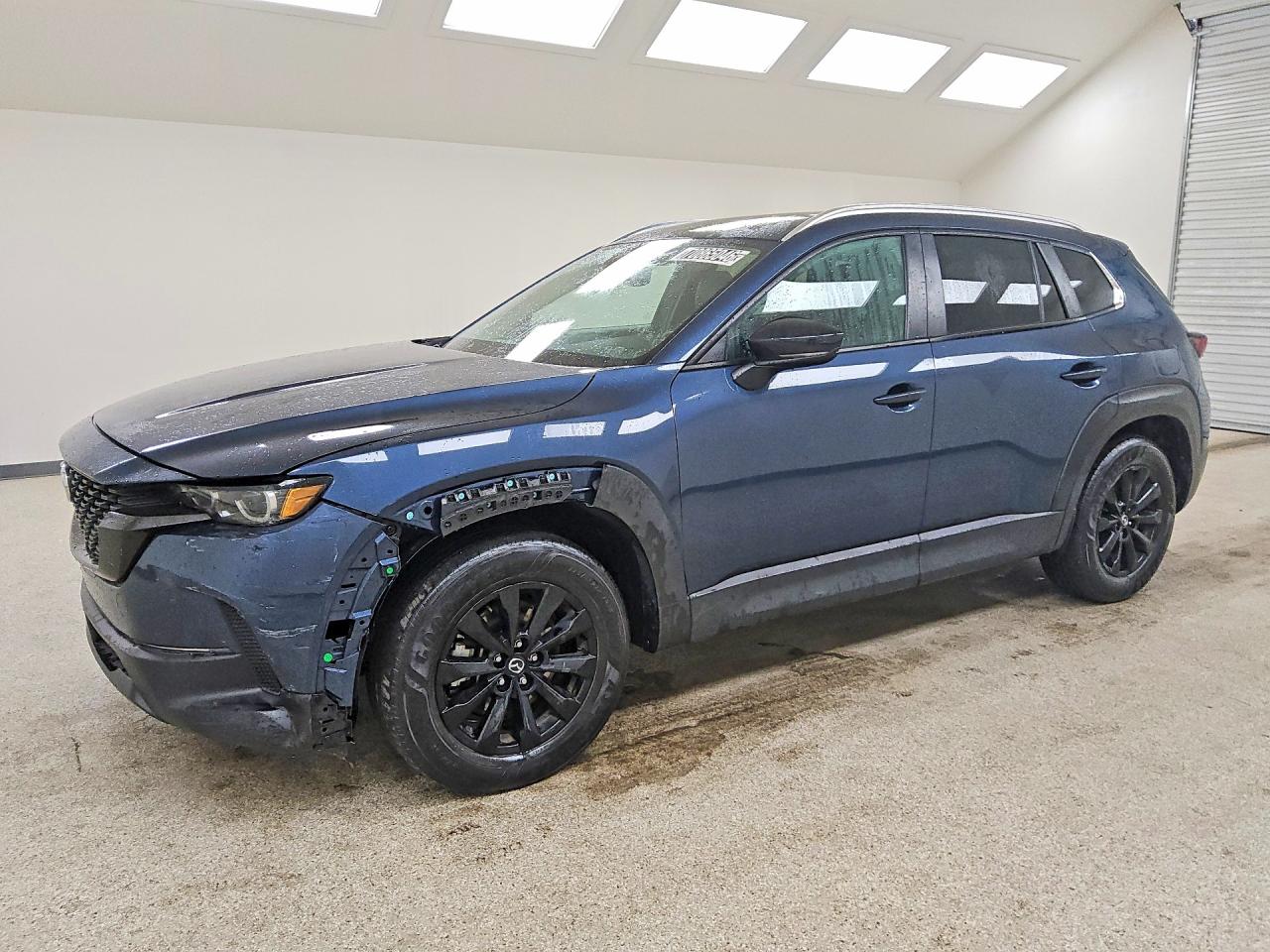 2025 MAZDA CX-50 Preferred — Front 3/4