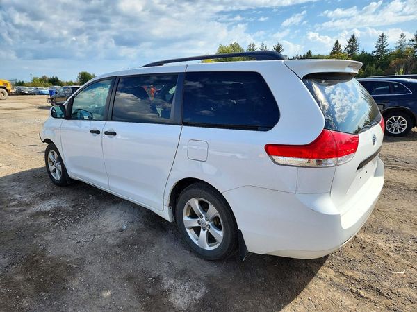 2013 TOYOTA SIENNA — DSRA