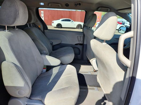 2013 TOYOTA SIENNA — PSRS