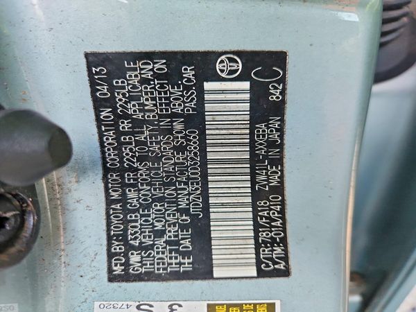 2013 TOYOTA PRIUS — VINS