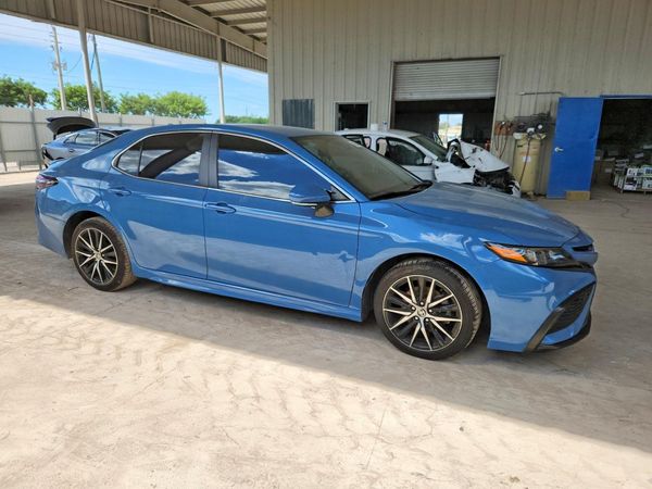 2023 TOYOTA CAMRY SE — Passenger 3/4