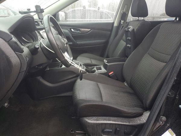 2018 NISSAN ROGUE — DENT