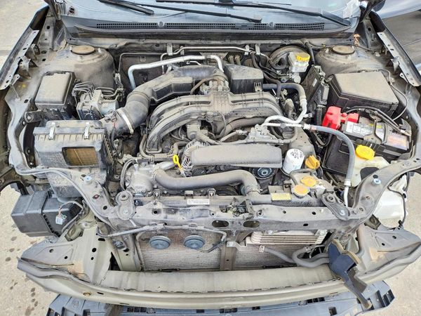 2022 SUBARU OUTBACK Premium — Engine bay
