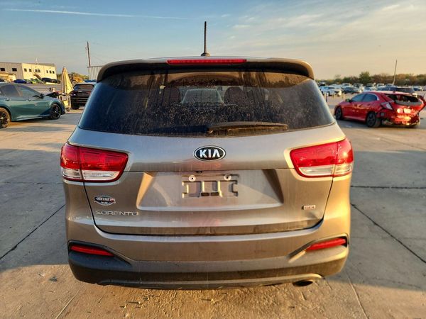 2018 KIA SORENTO L, LX — DIRR