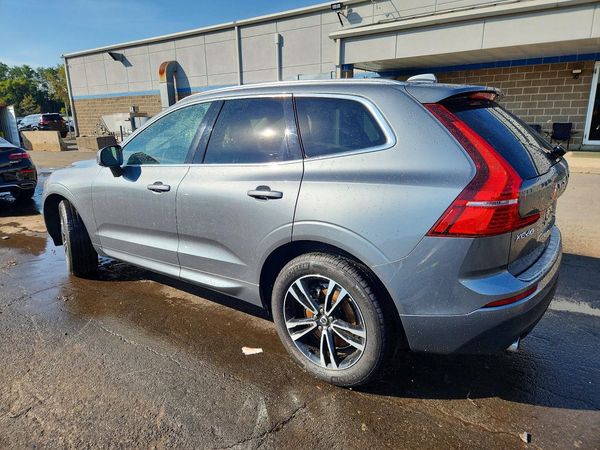 2020 VOLVO XC60 Momentum — DSRA
