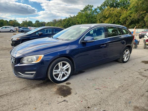 2015 VOLVO V60 — DSFA — Front 3/4