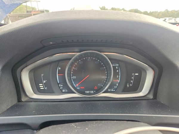 2015 VOLVO V60 Premier (non R design) — ODOM