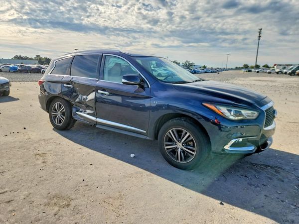 2017 INFINITI QX60 — Passenger 3/4