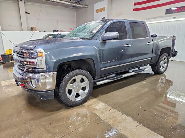 2017 CHEVROLET SILVERADO — DSFA — Front 3/4