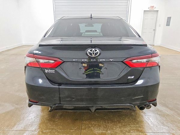 2021 TOYOTA CAMRY SE — DIRR