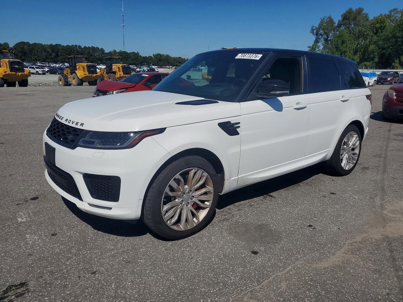 2018 LAND ROVER RANGE ROVER SPORT — Front 3/4