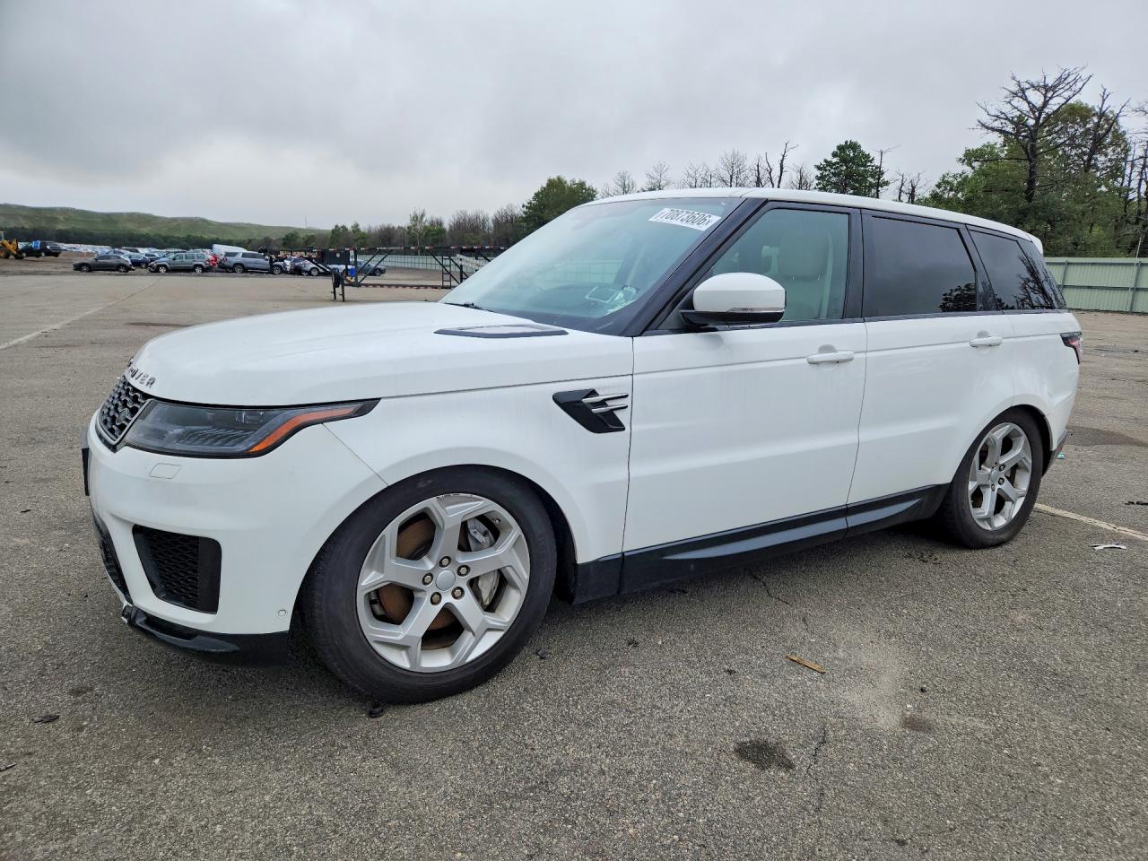 2019 LAND ROVER RANGEROVER HSE — Front 3/4