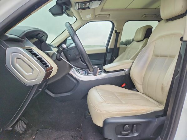 2019 LAND ROVER RANGEROVER HSE — DENT