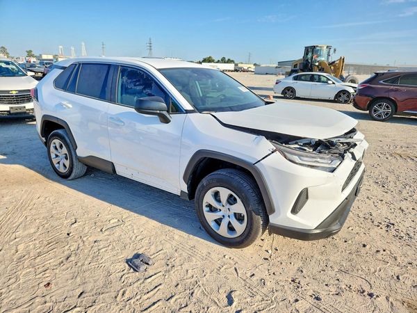 2025 TOYOTA RAV4 — Passenger 3/4