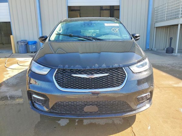 2023 CHRYSLER PACIFICA Touring L — DIRF