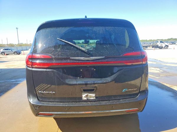 2023 CHRYSLER PACIFICA Touring L — DIRR
