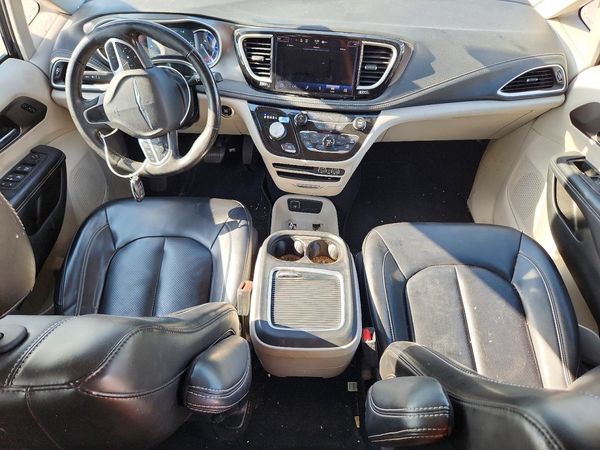 2023 CHRYSLER PACIFICA Touring L — CKPT