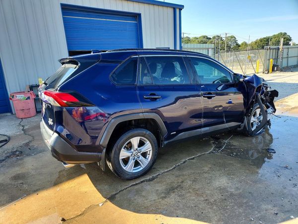 2022 TOYOTA RAV4 XLE — PSRA