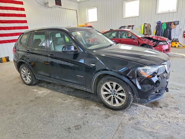 2017 BMW X3 xDrive28i — Passenger 3/4