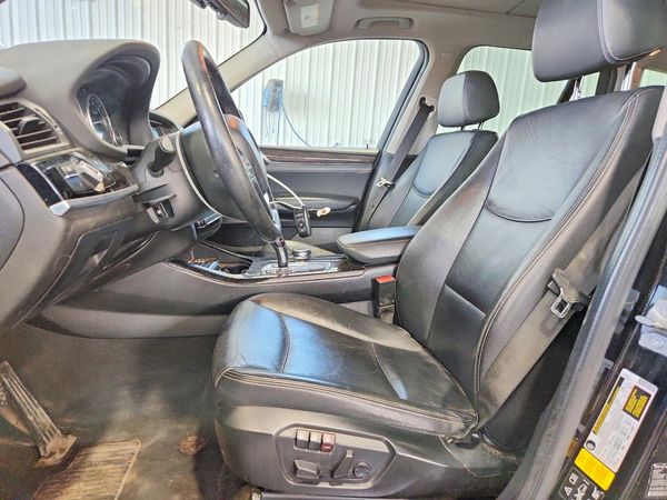 2017 BMW X3 xDrive28i — DENT