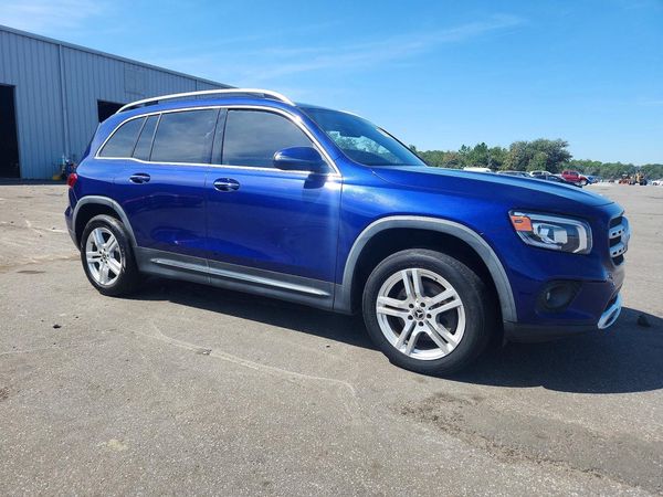 2021 MERCEDES-BENZ GLB-CLASS GLB250 — Passenger 3/4