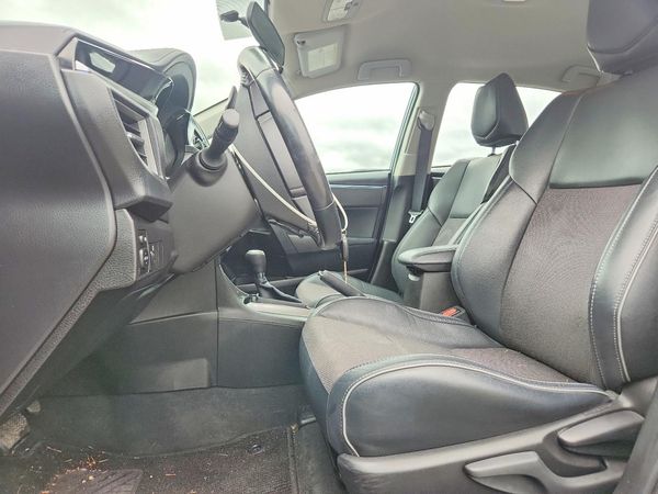 2015 TOYOTA COROLLA L/LE — DENT