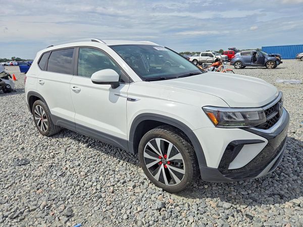 2022 VOLKSWAGEN TAOS SE — Passenger 3/4
