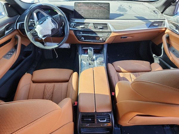 2021 BMW 5 SERIES — CKPT