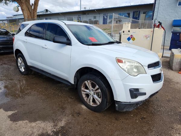 2015 CHEVROLET EQUINOX LS — Passenger 3/4