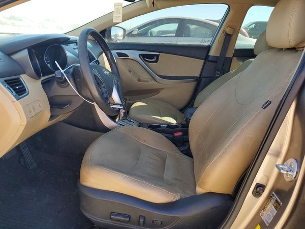 2013 HYUNDAI ELANTRA — DENT
