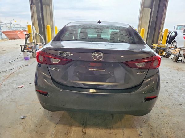2018 MAZDA 3 Touring — DIRR