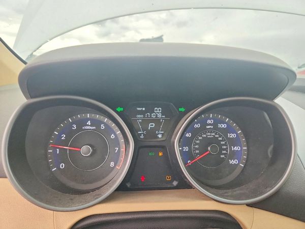 2013 HYUNDAI ELANTRA — ODOM