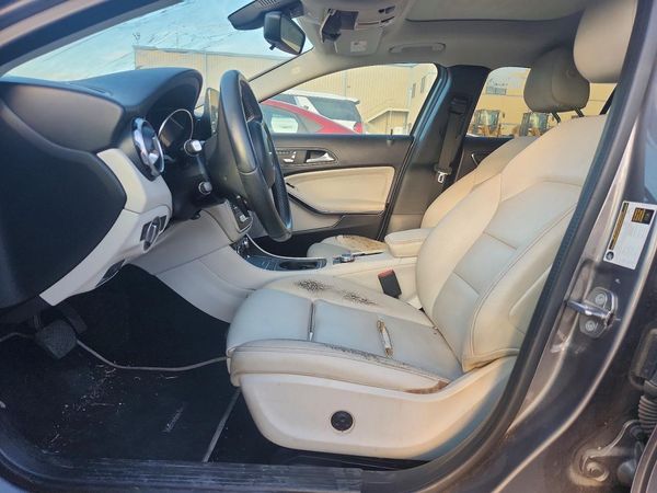 2018 MERCEDES-BENZ GLA-CLASS GLA250 — DENT