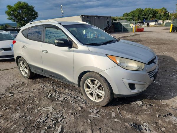 2012 HYUNDAI TUCSON GLS — Passenger 3/4