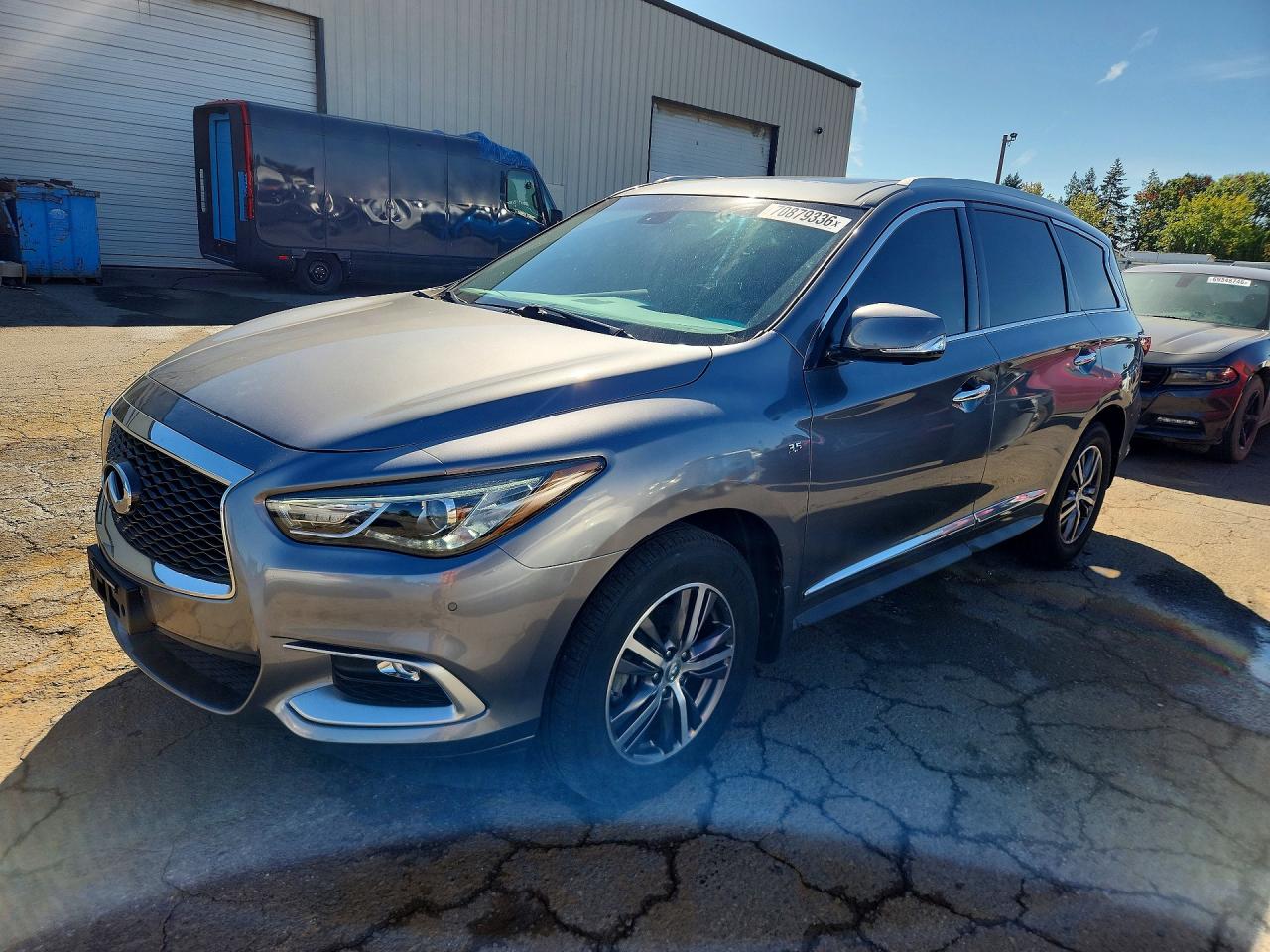 2016 INFINITI QX60 — Front 3/4