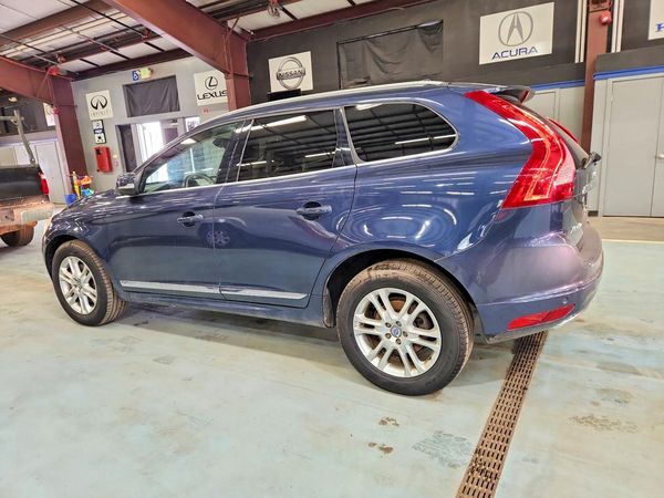 2015 VOLVO XC60 — DSRA