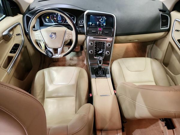 2015 VOLVO XC60 — CKPT