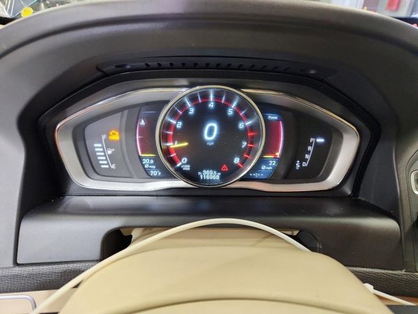 2015 VOLVO XC60 — ODOM