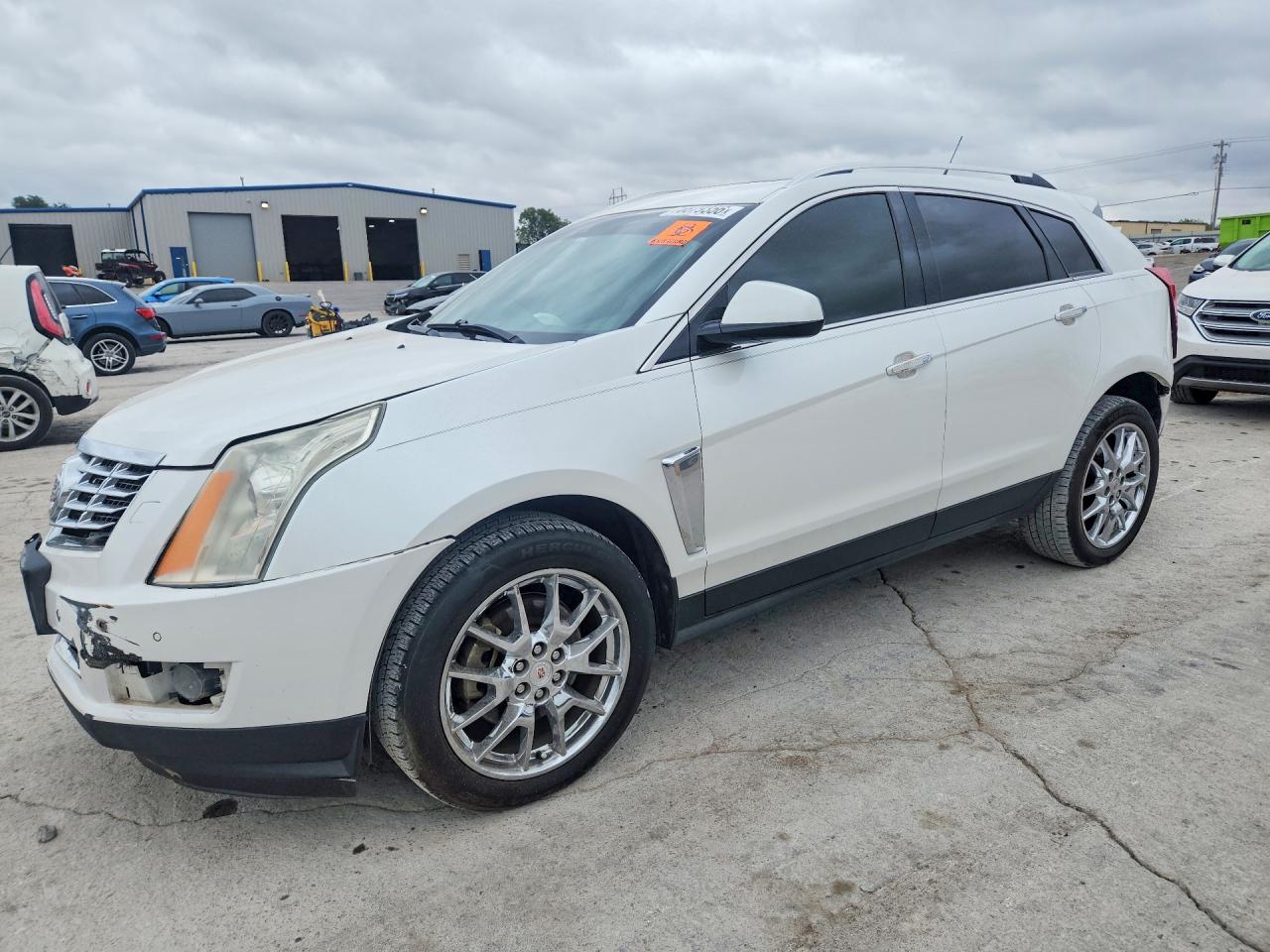 2014 CADILLAC SRX Premium — Front 3/4