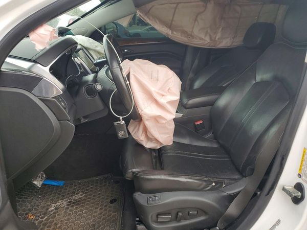 2014 CADILLAC SRX Premium — DENT