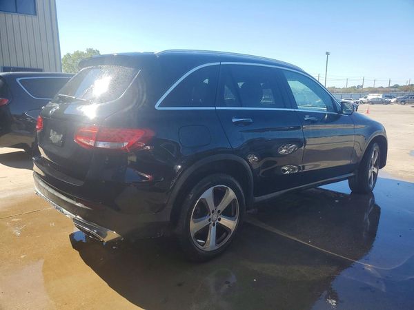 2017 MERCEDES-BENZ GLC-CLASS GLC300 — PSRA