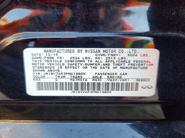 2015 INFINITI Q50 — VINS