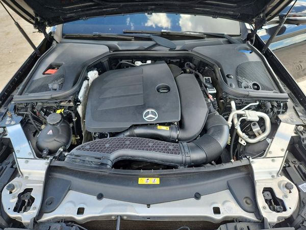 2020 MERCEDES-BENZ E E350 — Engine bay