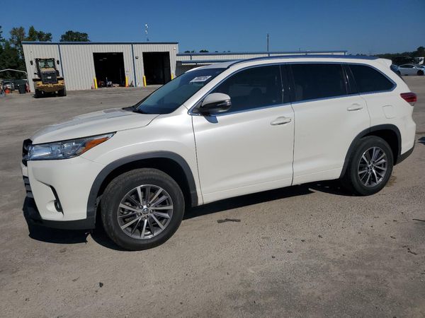 2018 TOYOTA HIGHLANDER SE/XLE