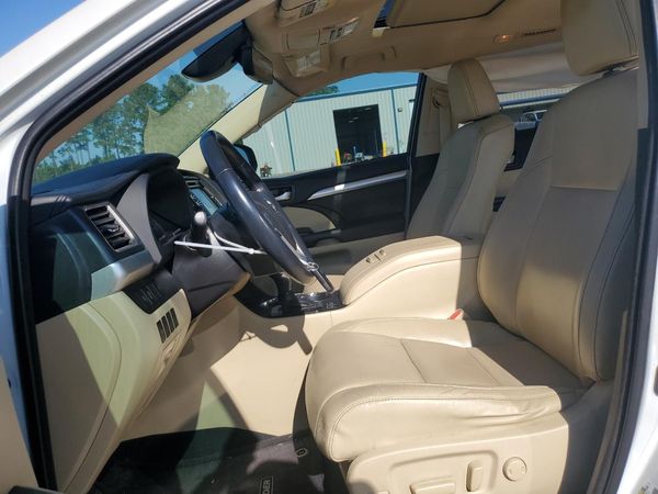 2018 TOYOTA HIGHLANDER SE/XLE