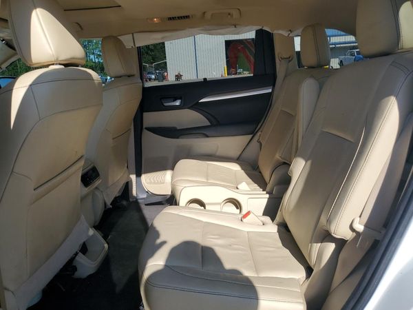2018 TOYOTA HIGHLANDER SE/XLE