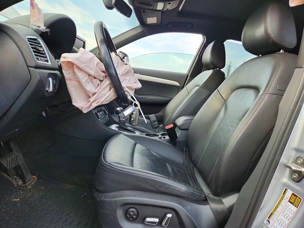 2018 AUDI Q3 — DENT