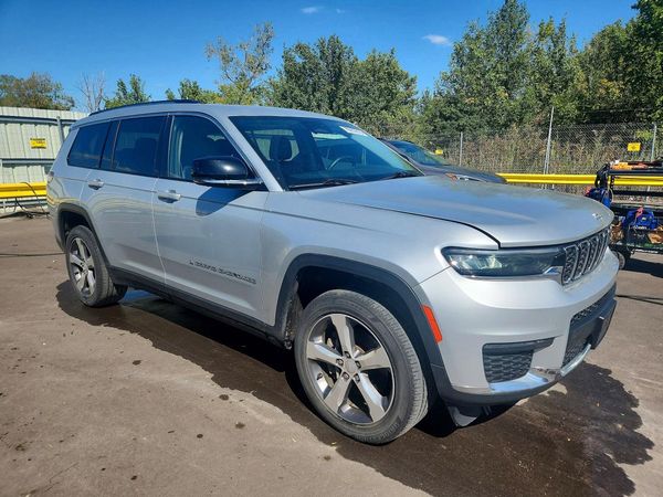 2021 JEEP GRAND CHEROKEE Limited — Passenger 3/4