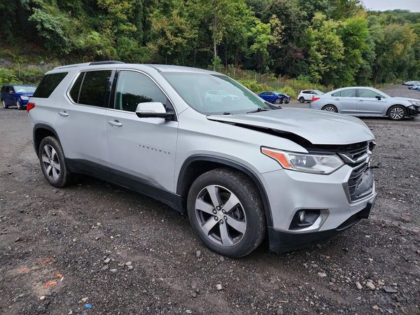 2018 CHEVROLET TRAVERSE LT — Passenger 3/4