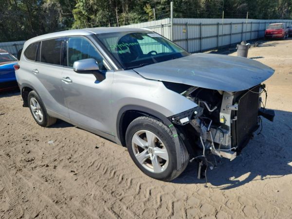 2020 TOYOTA HIGHLANDER LE — Passenger 3/4
